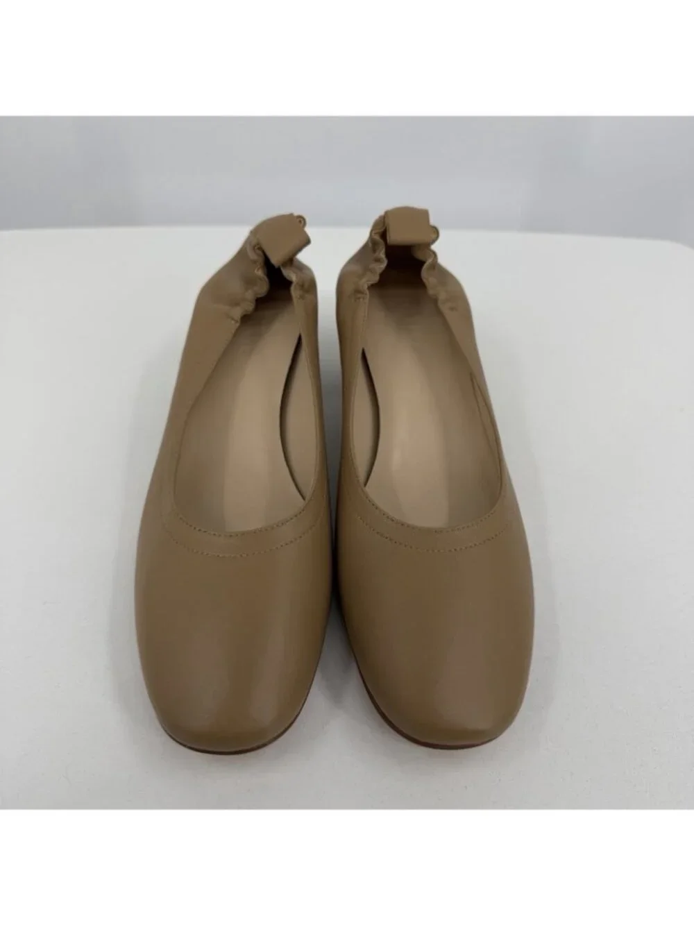 Everlane Italian Leather Day Heel Light Taupe 10 Women's Elastic Back Comfort